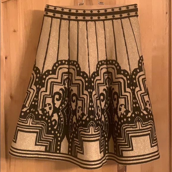 Shimmery Gold & Black Party Skirt - Picture 2 of 8